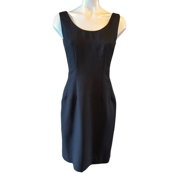 Karin Stevens Women’s Little Black Dress SZ 6 Fitted Scoop Neck Sexy Cocktail - Picture 2 of 5